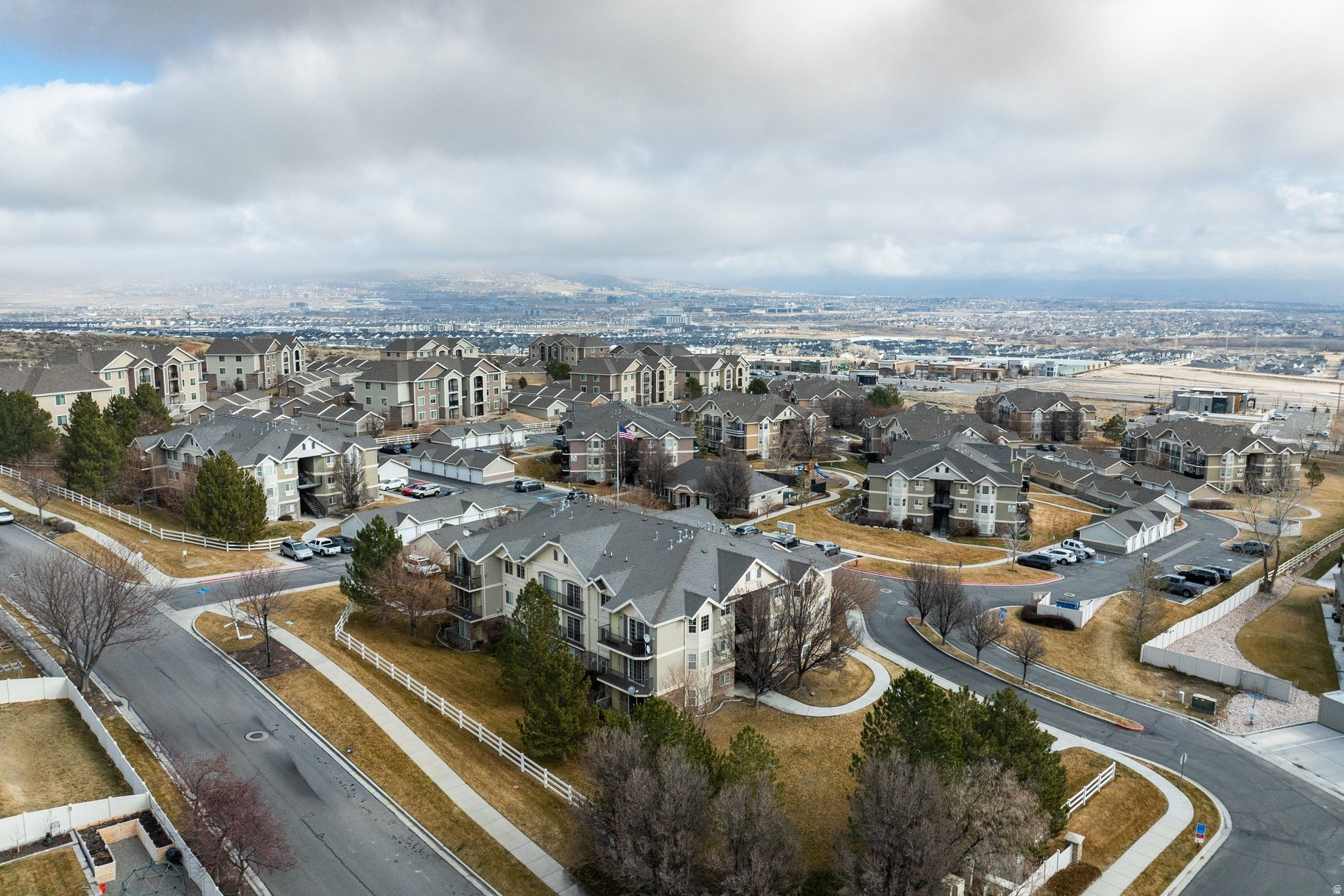 HARVEST HILL - Residential