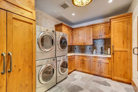 Tiny photo for 107 WHITE PINE RD, Park City, UT 84060 (MLS # 2125899)