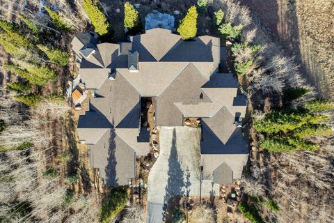 Tiny photo for 107 WHITE PINE RD, Park City, UT 84060 (MLS # 2125899)