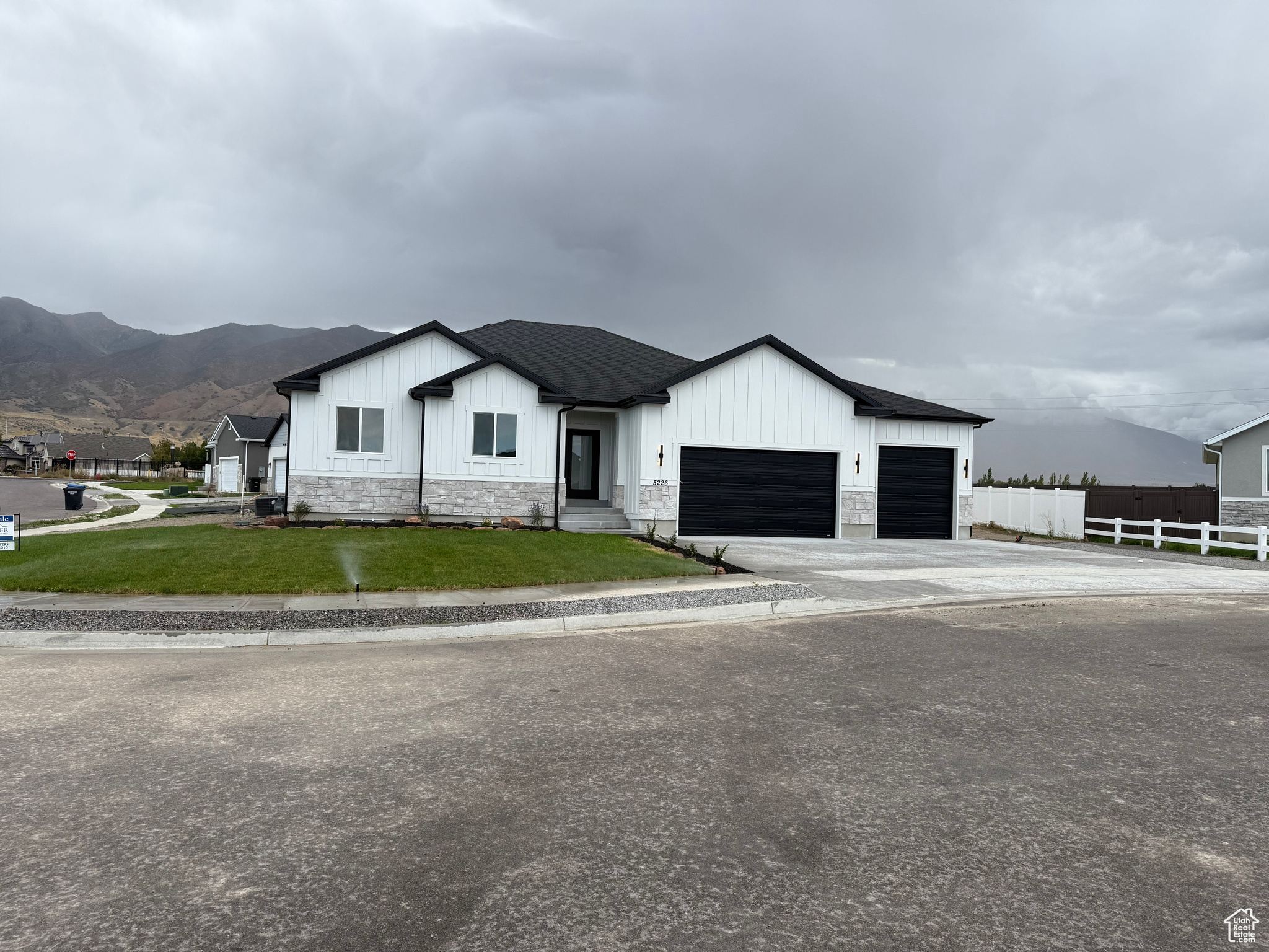 SUNNYSIDE ESTATES SUBDIVISION - Residential