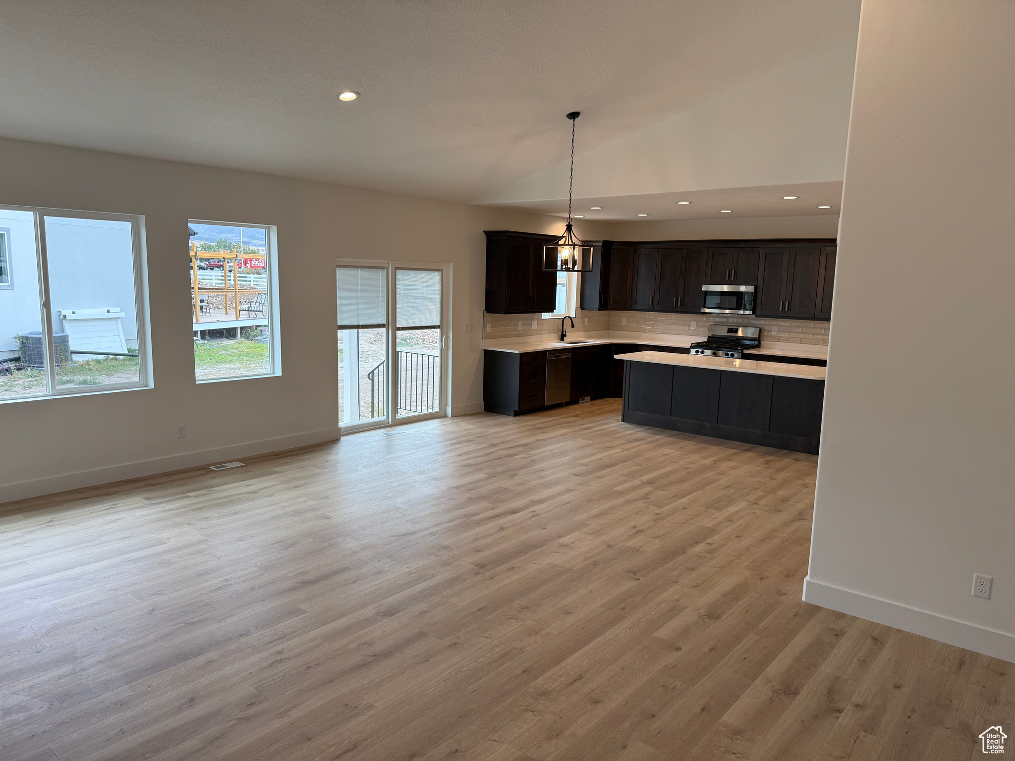 SUNNYSIDE ESTATES SUBDIVISION - Residential