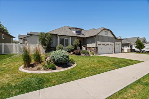 Tiny photo for 7459 S 1075 E, South Weber, UT 84405 (MLS # 2163277)