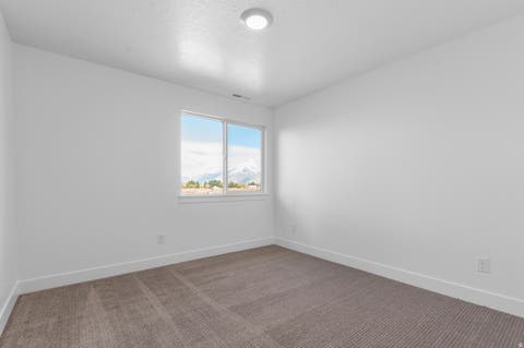 Tiny photo for 1559 E 1010 N #206, Salem, UT 84653 (MLS # 2167951)