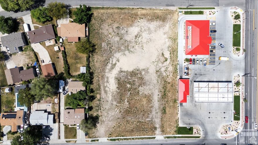 Current Zoning is C-1.   Bring your own plan and builder and save hundres of thousands of dollars