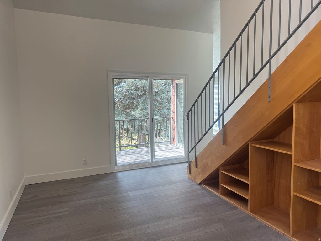 Photo of 1054 LAMPLIGHTER DR, Logan, UT 84321 (MLS # 2147017)