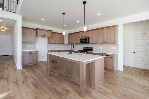 Tiny photo for 907 N BANNER DR #611, Saratoga Springs, UT 84045 (MLS # 2127235)