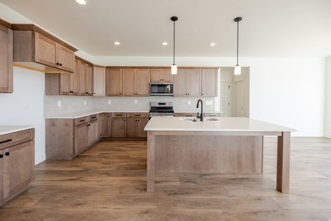 Tiny photo for 907 N BANNER DR #611, Saratoga Springs, UT 84045 (MLS # 2127235)