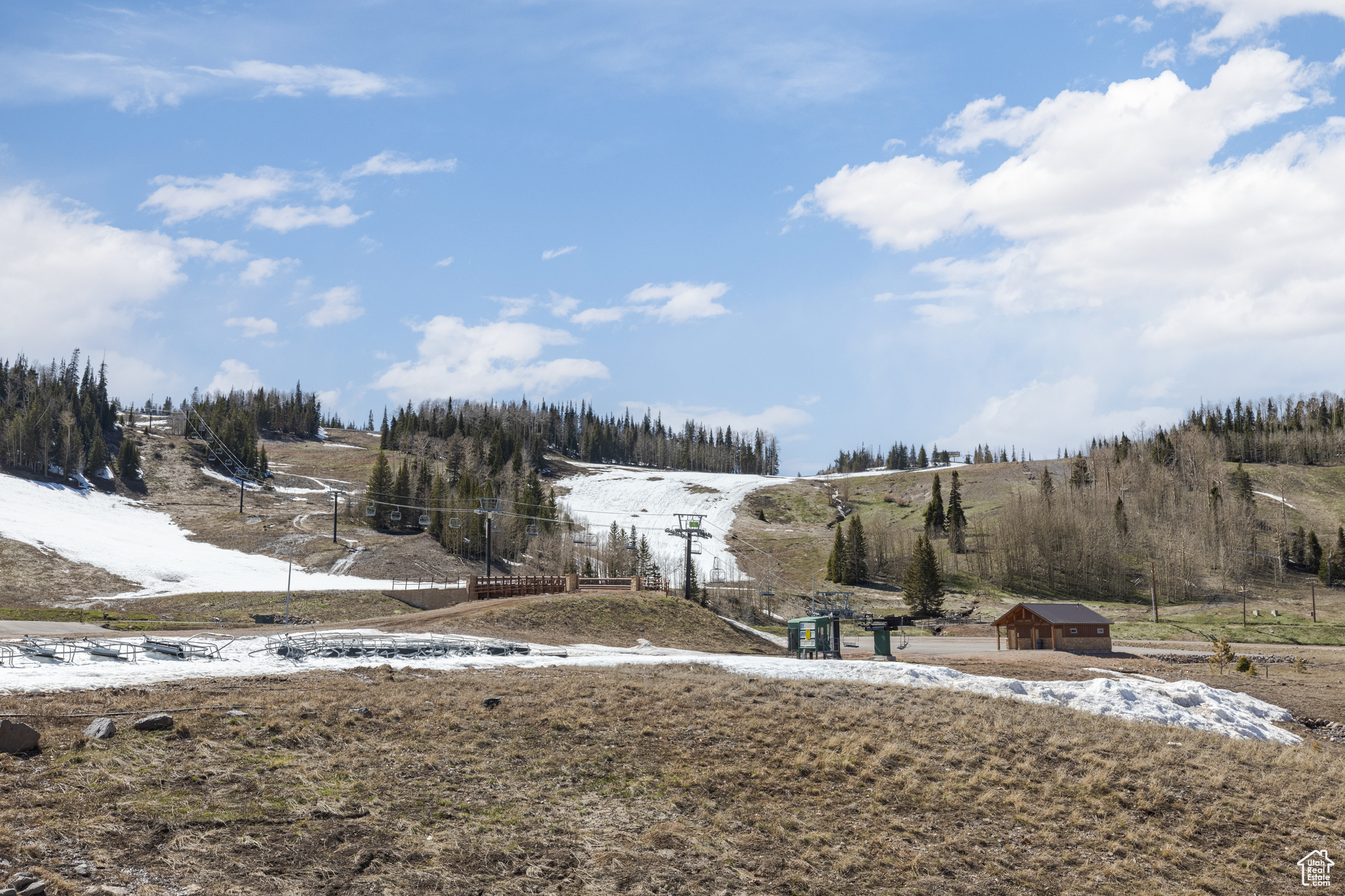 CHALET VILLAGE - Residential