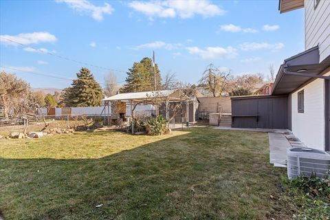 Tiny photo for 19 E NORTH CANYON RD, Bountiful, UT 84010 (MLS # 2127245)