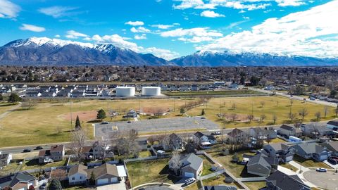 Tiny photo for 2953 W 4650 S, Roy, UT 84067 (MLS # 2139896)