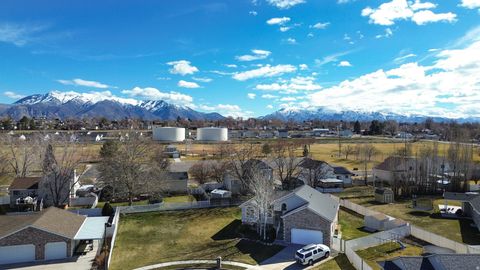 Tiny photo for 2953 W 4650 S, Roy, UT 84067 (MLS # 2139896)