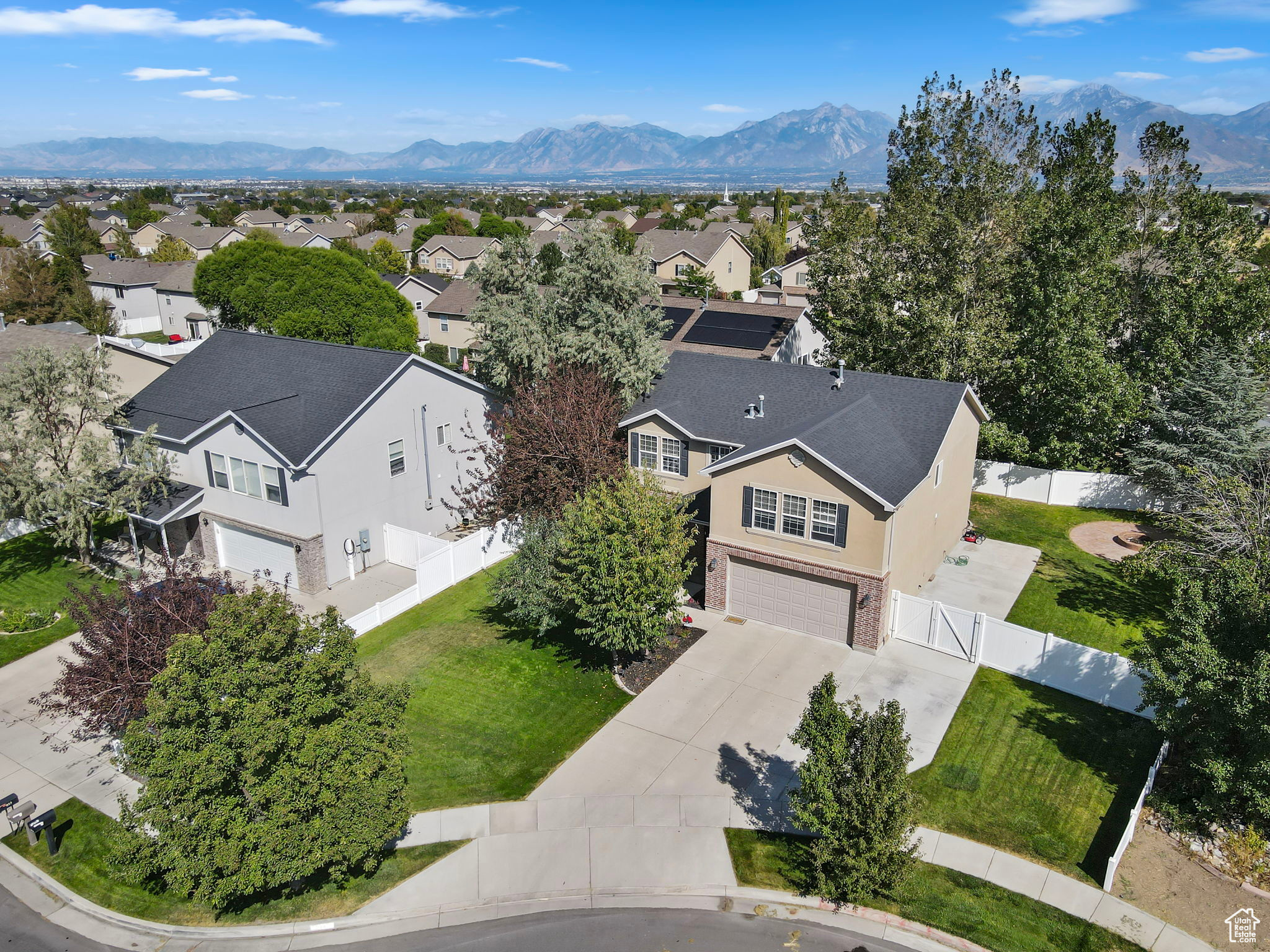 HAMILTON FARMS - Residential