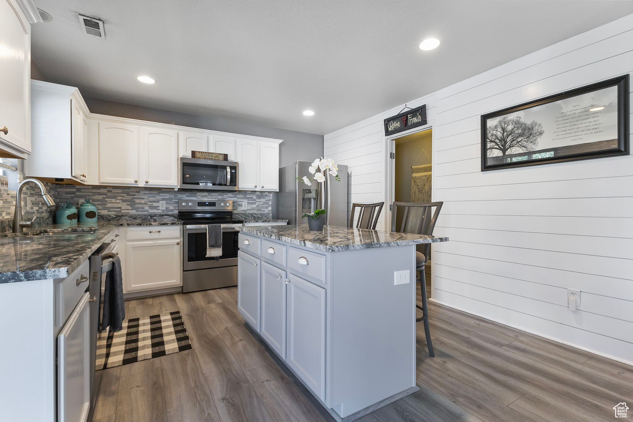 HAMILTON FARMS - Residential