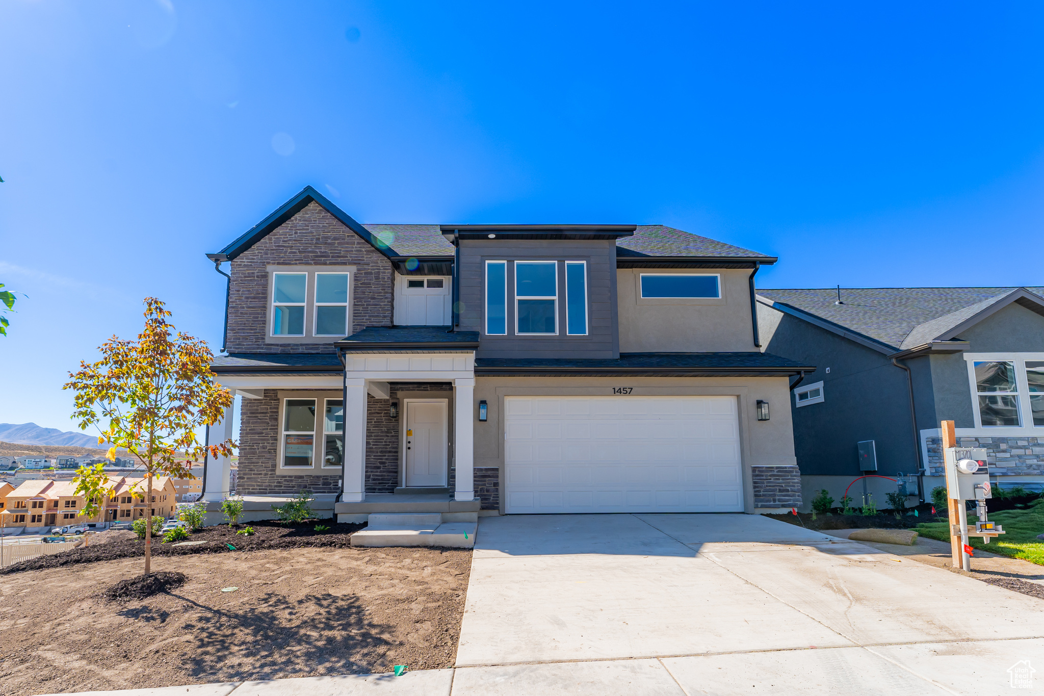 RIDGEHORNE - Residential