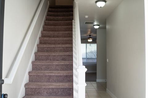 Tiny photo for 328 W PAGES LN, Bountiful, UT 84010 (MLS # 2133088)