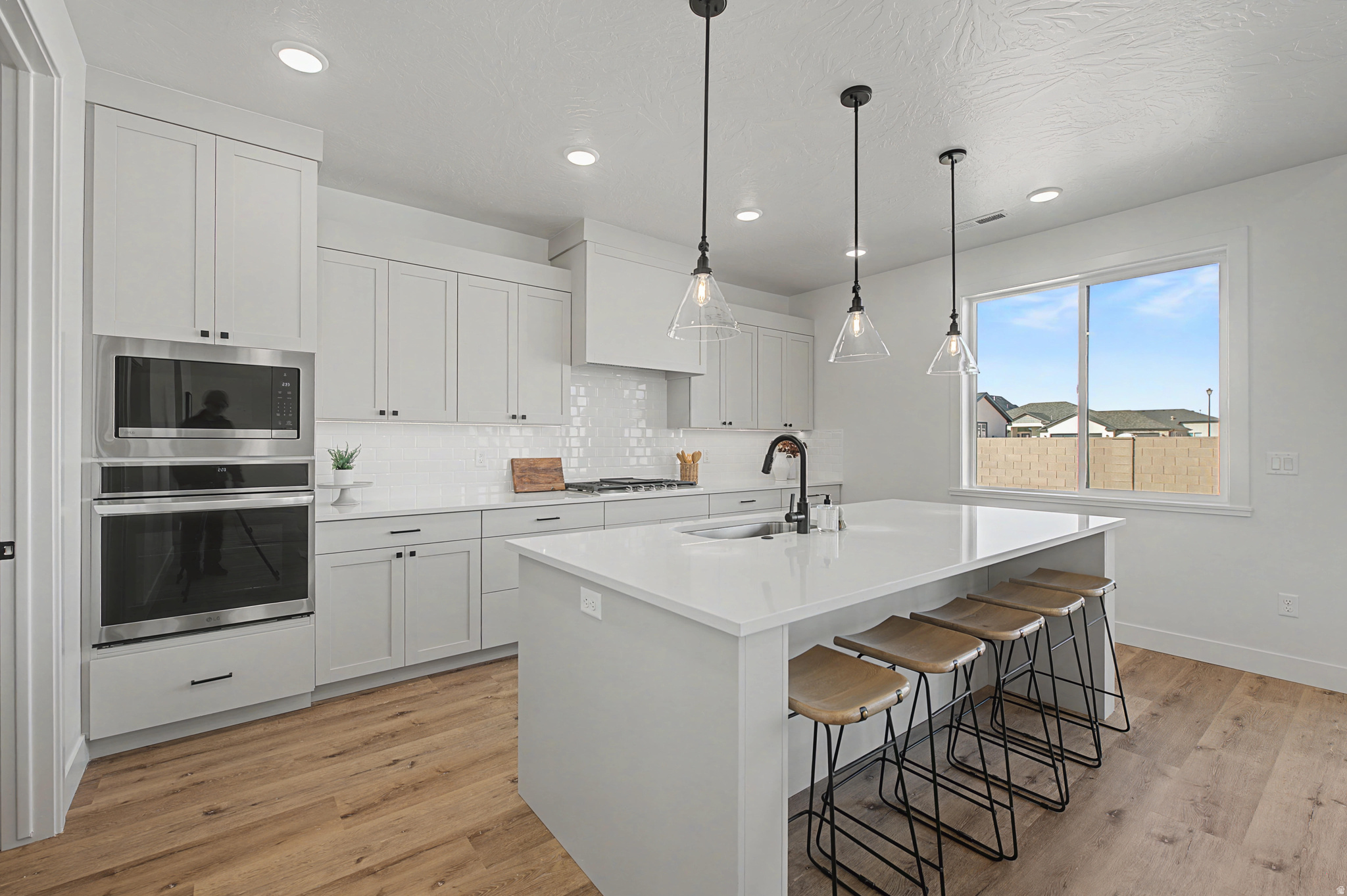 IRON WEST - Residential