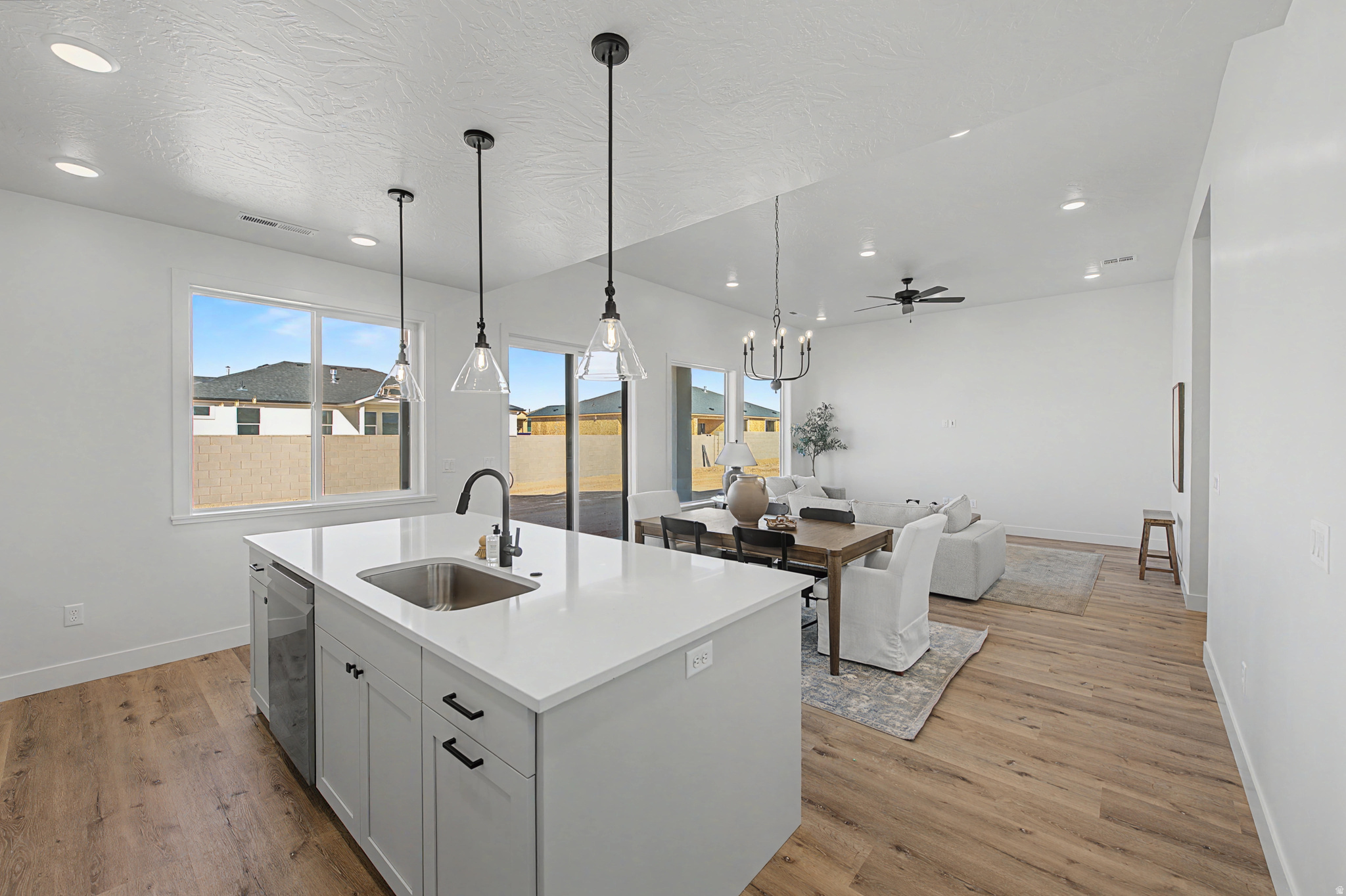 IRON WEST - Residential