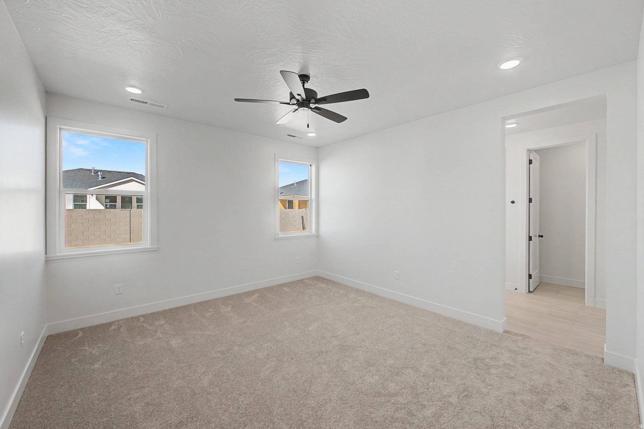 IRON WEST - Residential