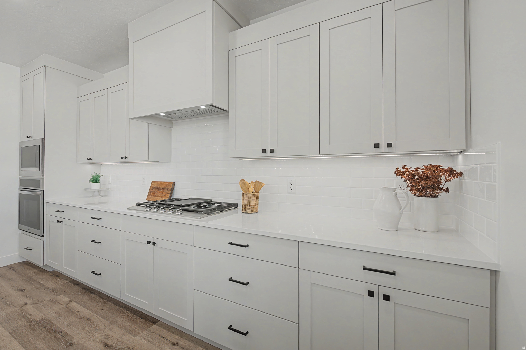 IRON WEST - Residential