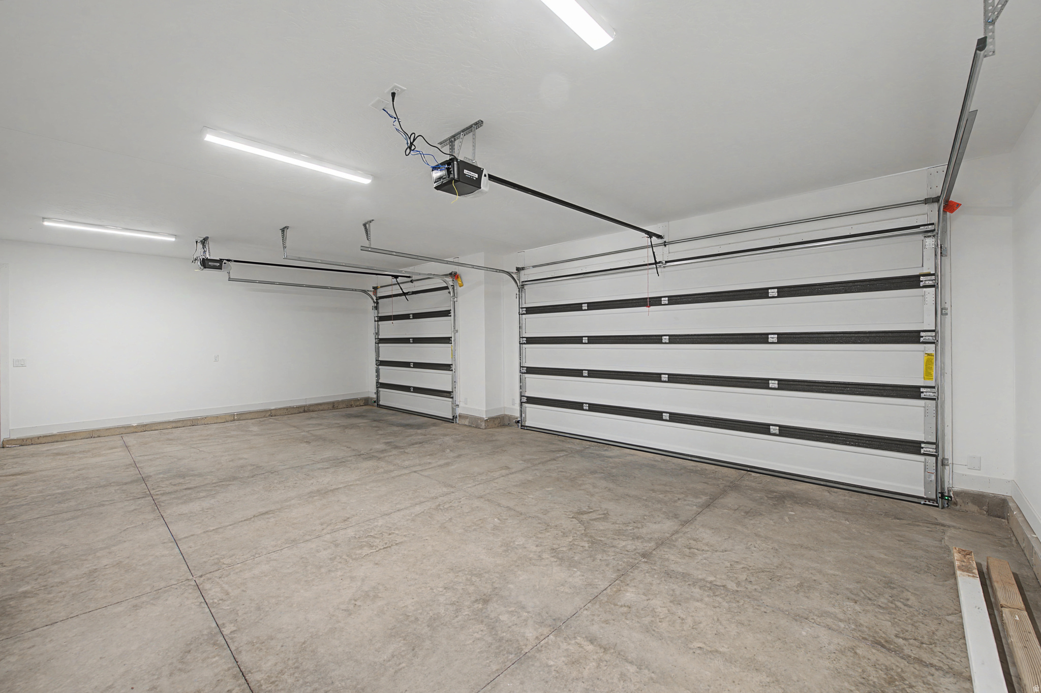 IRON WEST - Residential