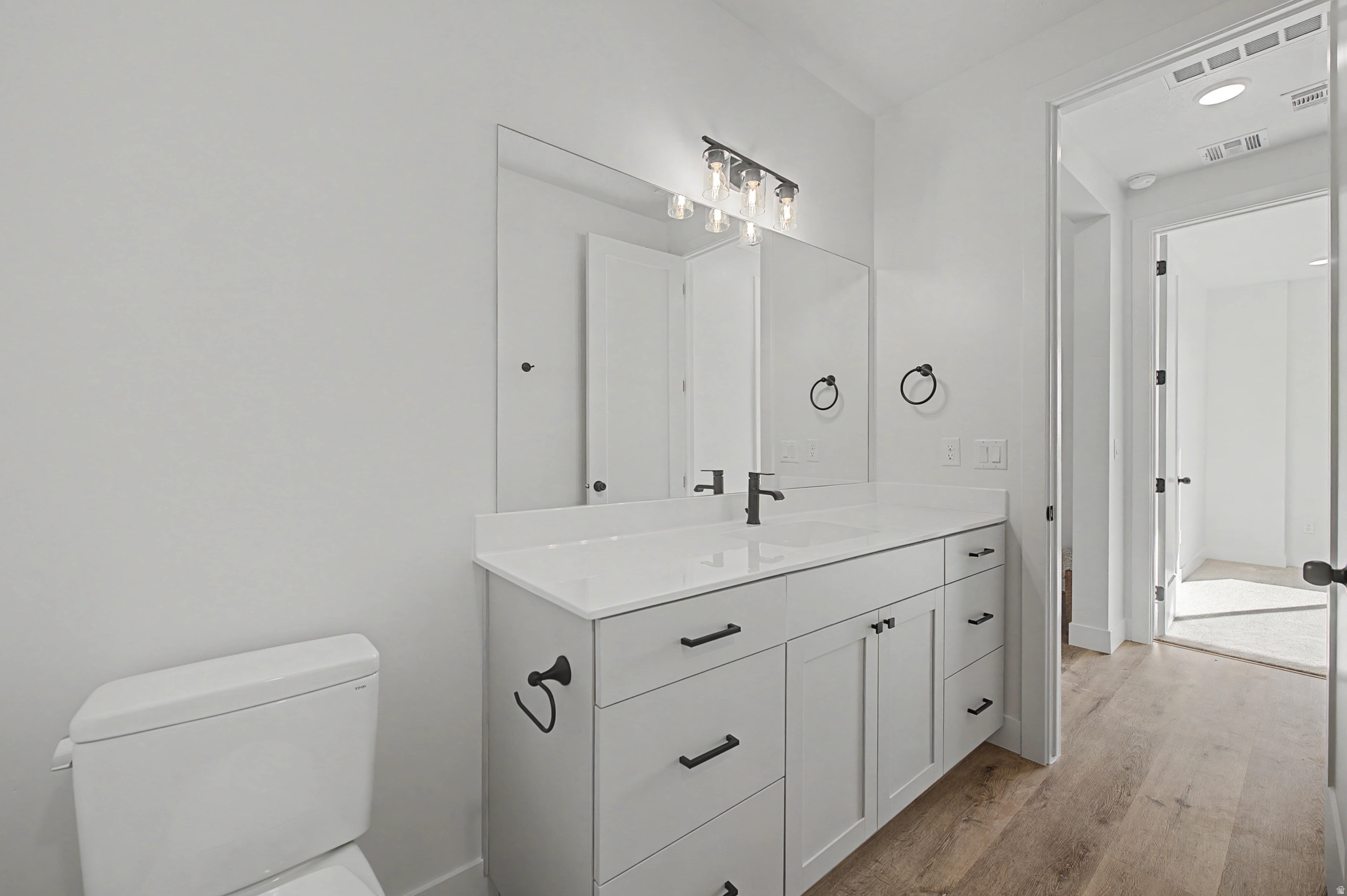 IRON WEST - Residential