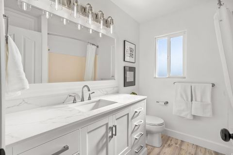 Tiny photo for 485 N 800 E, Washington, UT 84780 (MLS # 2126917)