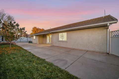 Tiny photo for 485 N 800 E, Washington, UT 84780 (MLS # 2126917)