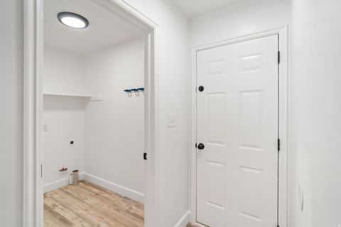 Tiny photo for 485 N 800 E, Washington, UT 84780 (MLS # 2126917)