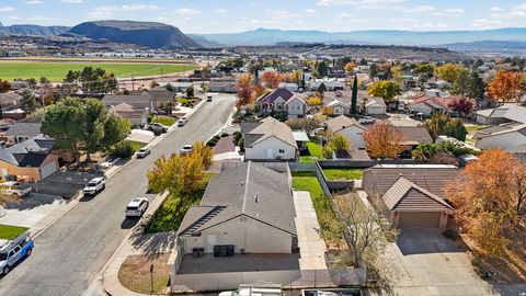 Tiny photo for 485 N 800 E, Washington, UT 84780 (MLS # 2126917)
