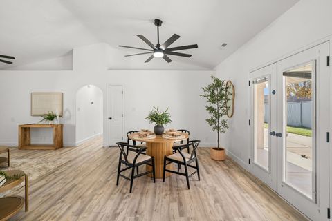 Tiny photo for 485 N 800 E, Washington, UT 84780 (MLS # 2126917)