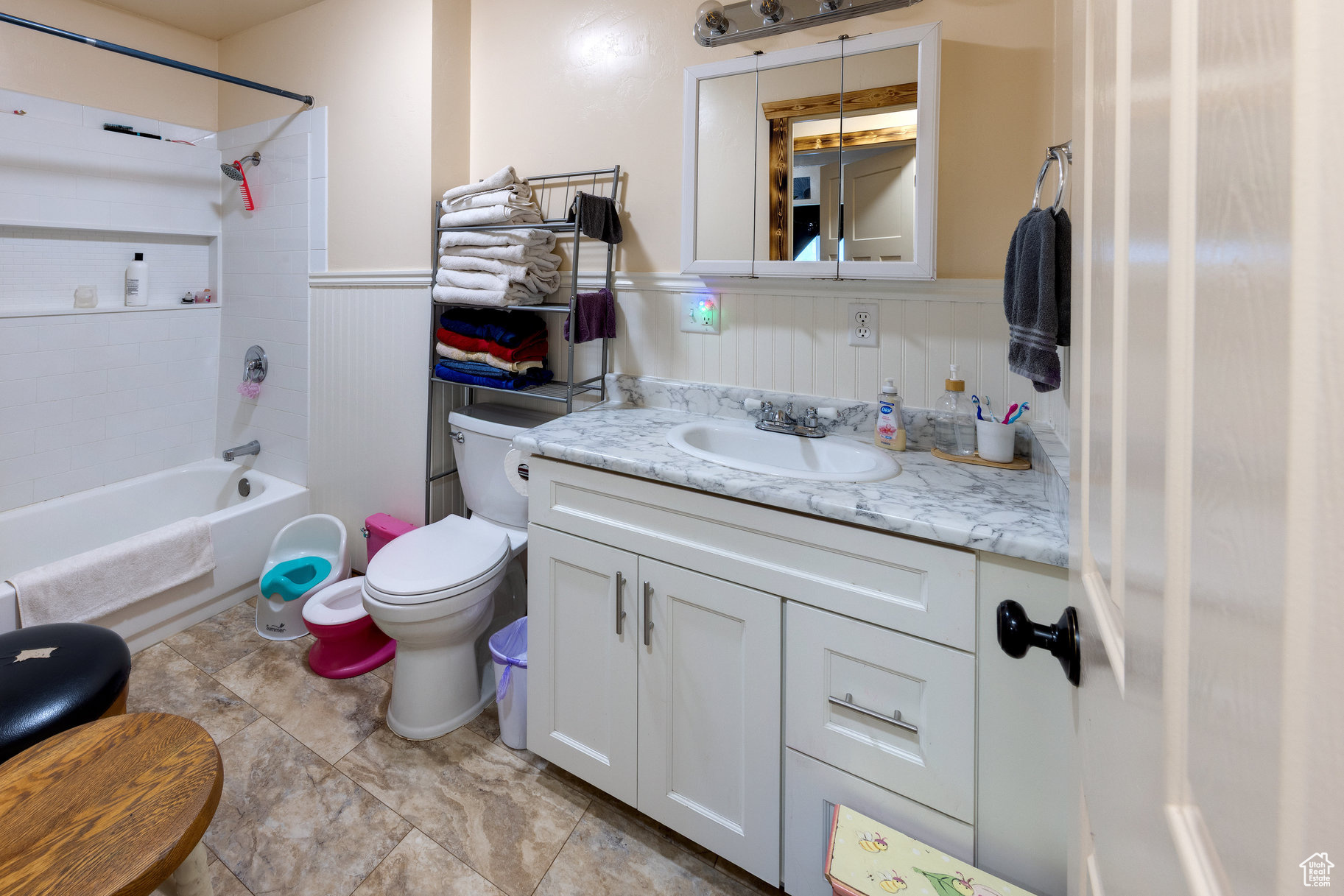 J & M SUBDIVISION - Residential