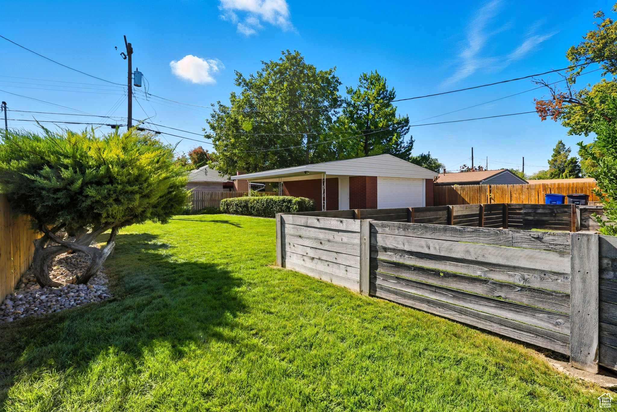 BEST ACRES - Residential
