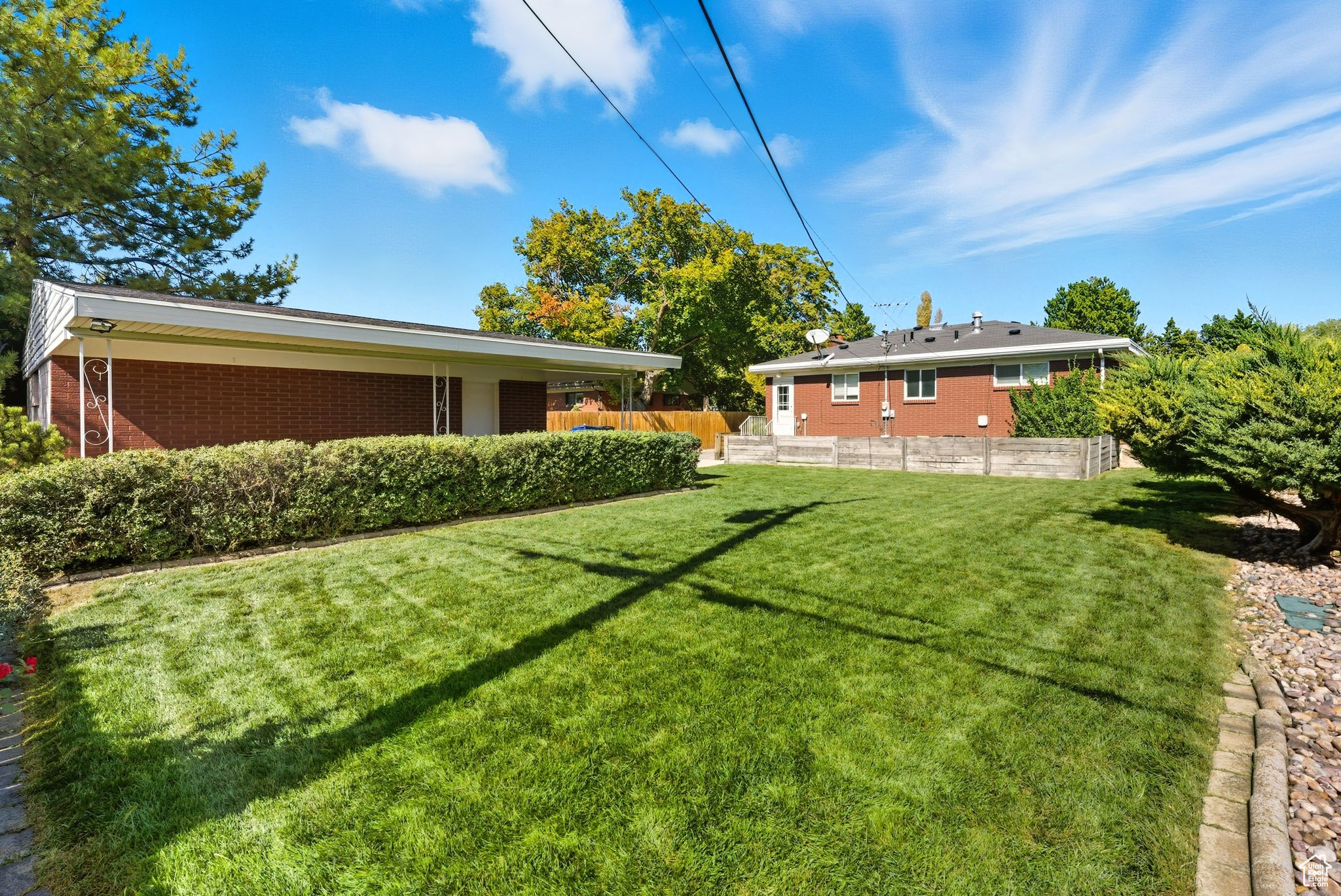 BEST ACRES - Residential
