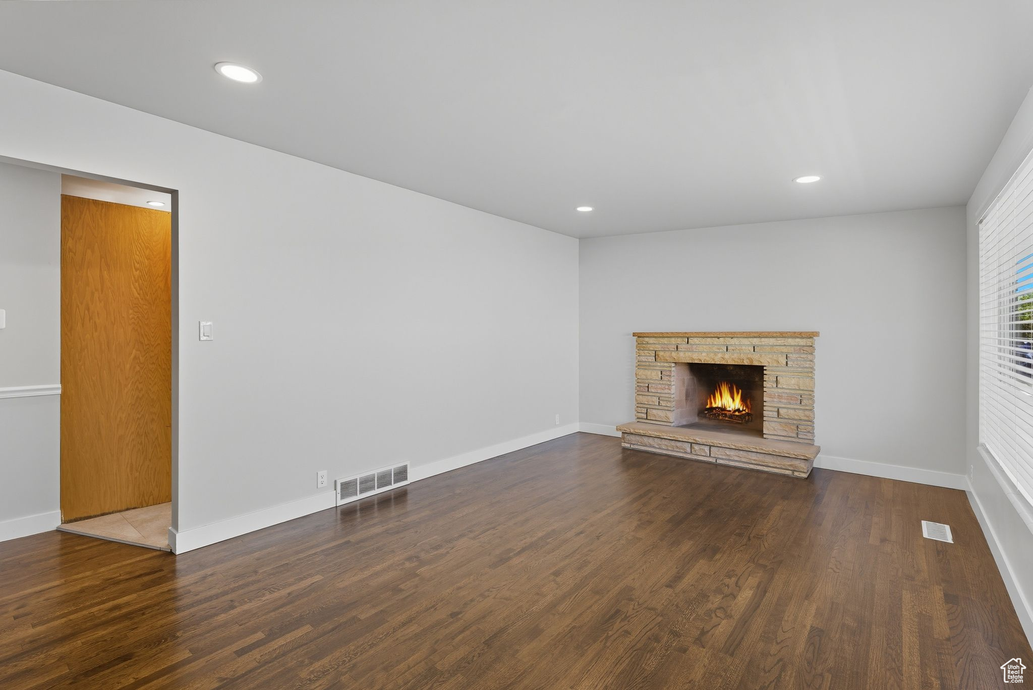 BEST ACRES - Residential