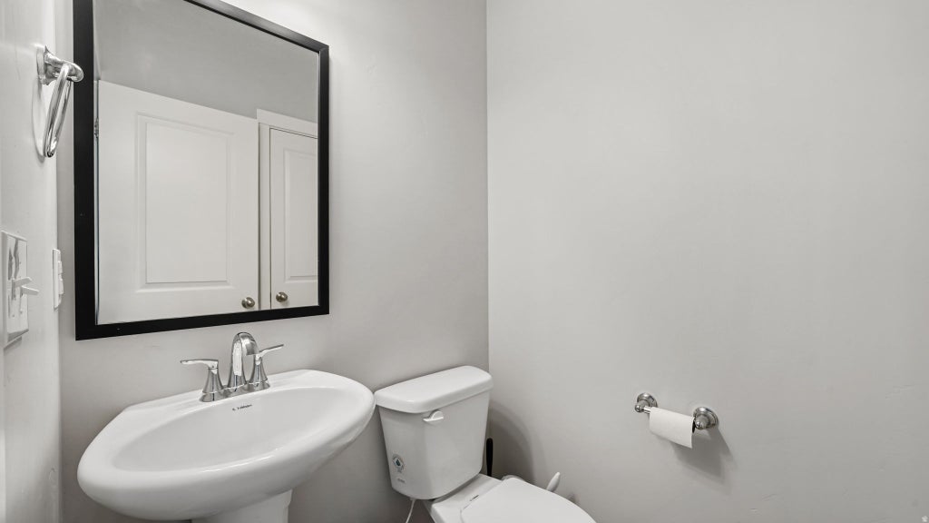 Photo of 4184 E SUN CREST DR, Eagle Mountain, UT 84005 (MLS # 2169284)