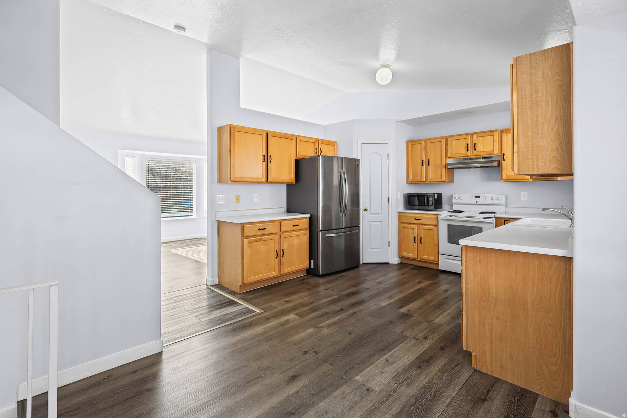 EASTLAND ESTATES - Residential