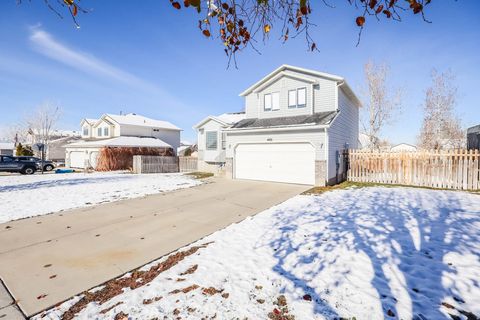 Tiny photo for 405 E 1310 N, Tooele, UT 84074 (MLS # 2126430)