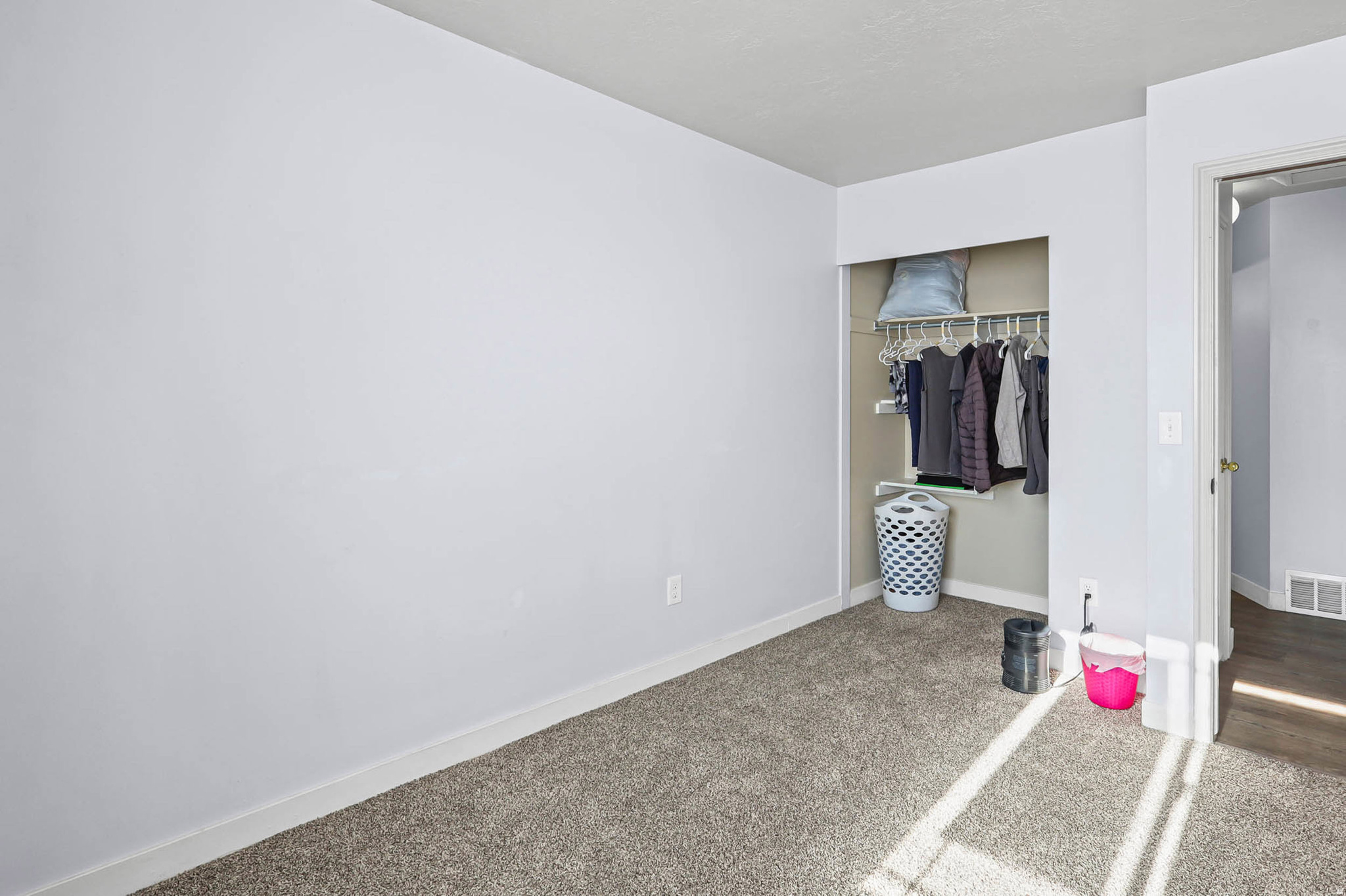 EASTLAND ESTATES - Residential