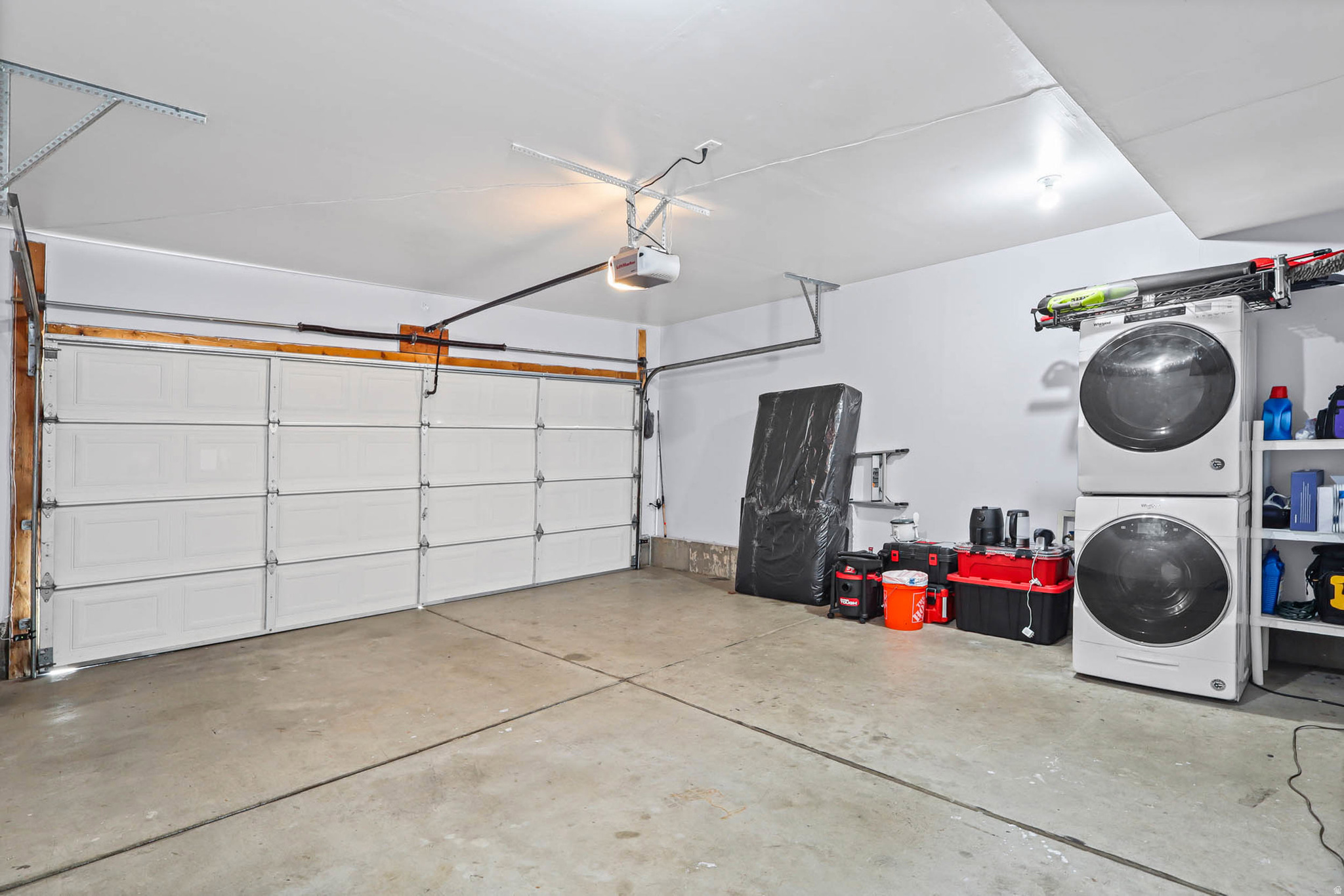 EASTLAND ESTATES - Residential