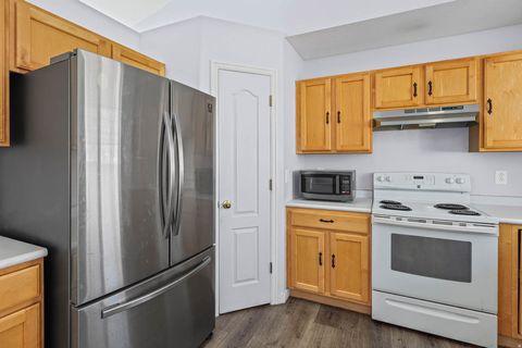 Tiny photo for 405 E 1310 N, Tooele, UT 84074 (MLS # 2126430)