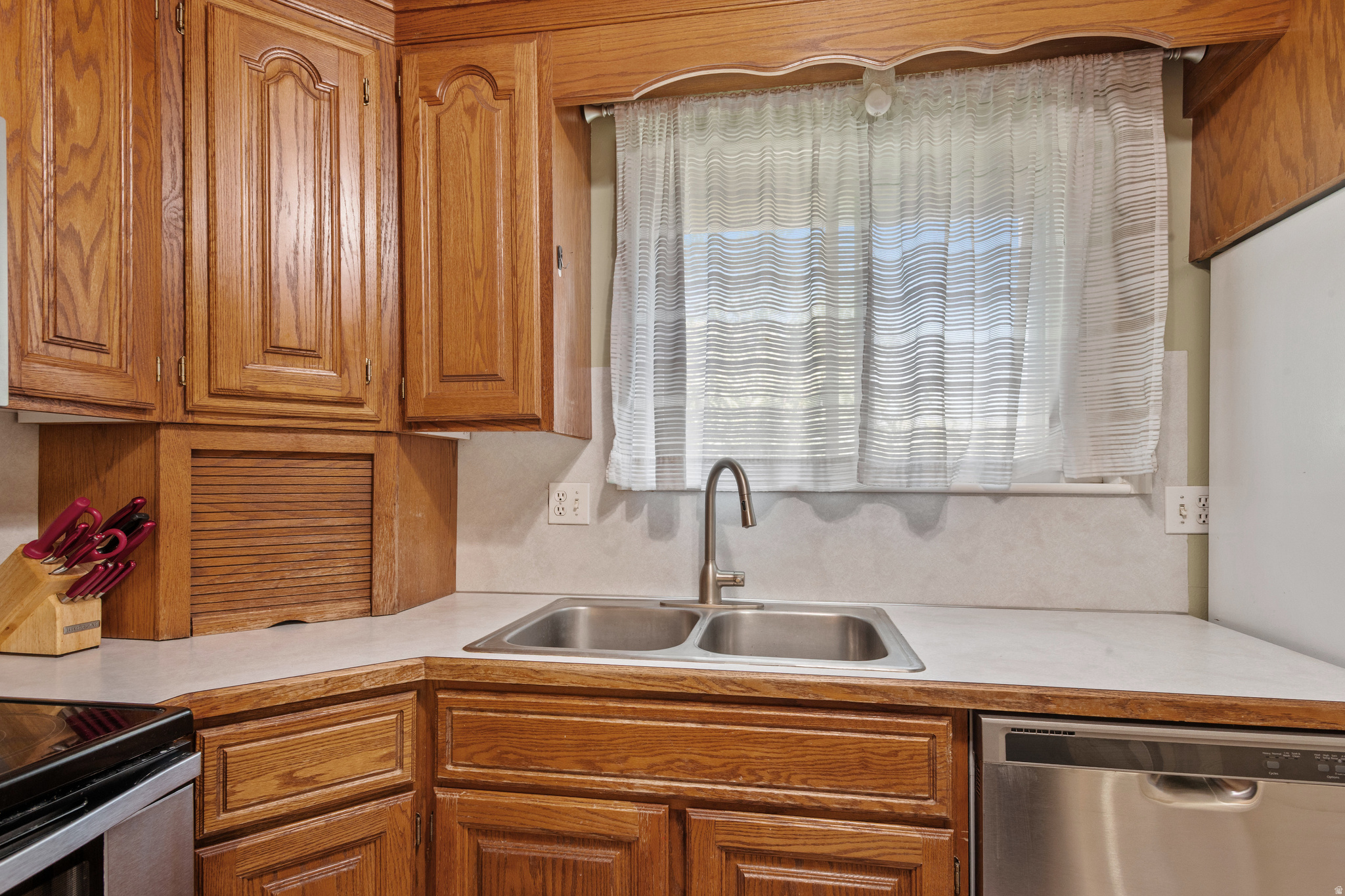MEADOWBROOK ESTATES - Residential