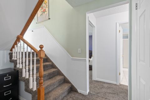 Tiny photo for 553 N 200 W, Bountiful, UT 84010 (MLS # 2155264)