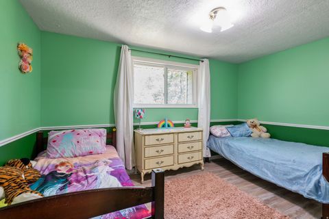 Tiny photo for 553 N 200 W, Bountiful, UT 84010 (MLS # 2155264)
