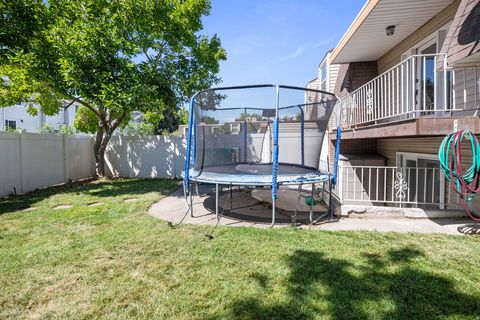Tiny photo for 553 N 200 W, Bountiful, UT 84010 (MLS # 2155264)