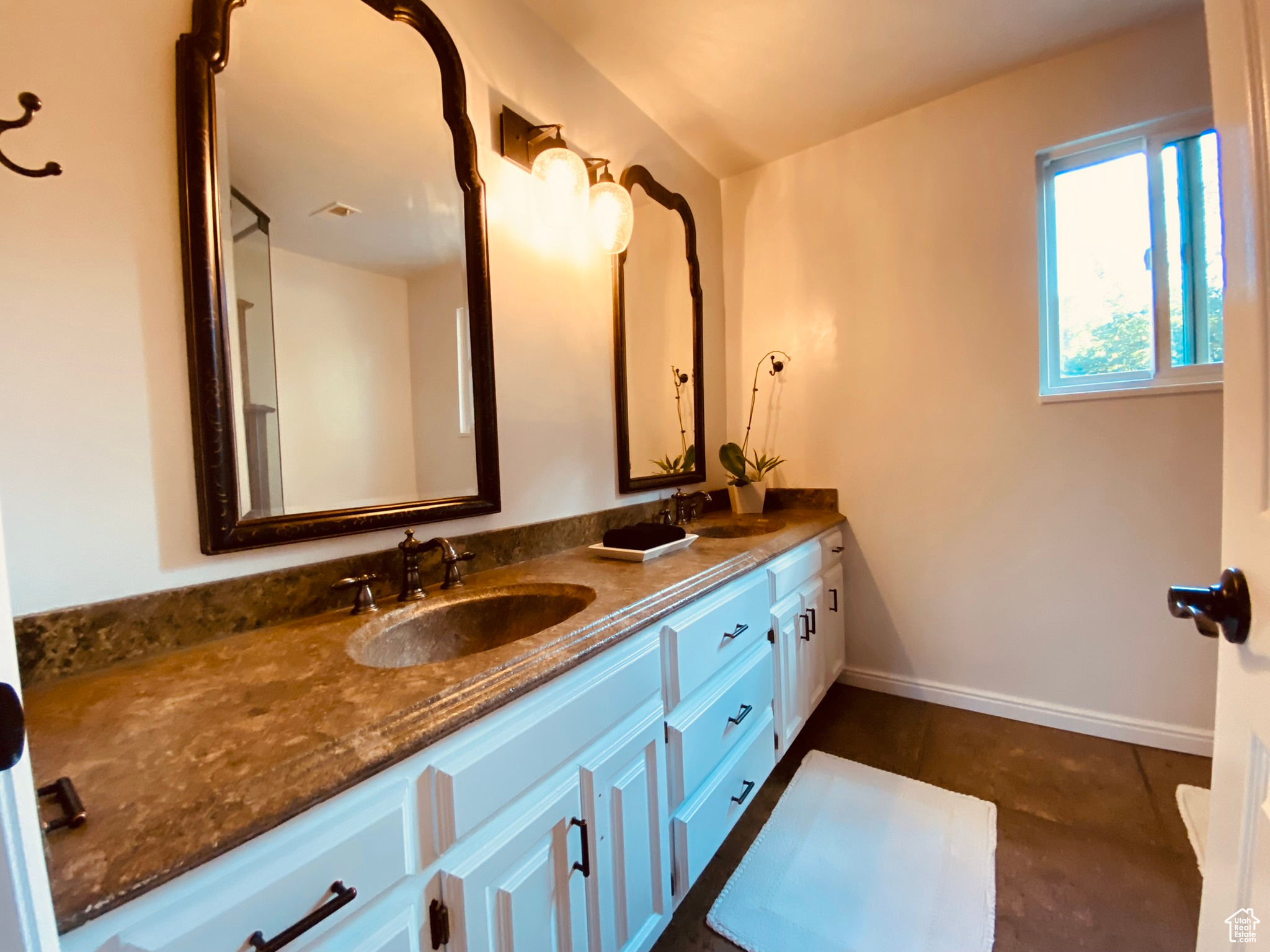 8506 S Jardim Way, Sandy, Utah image 29