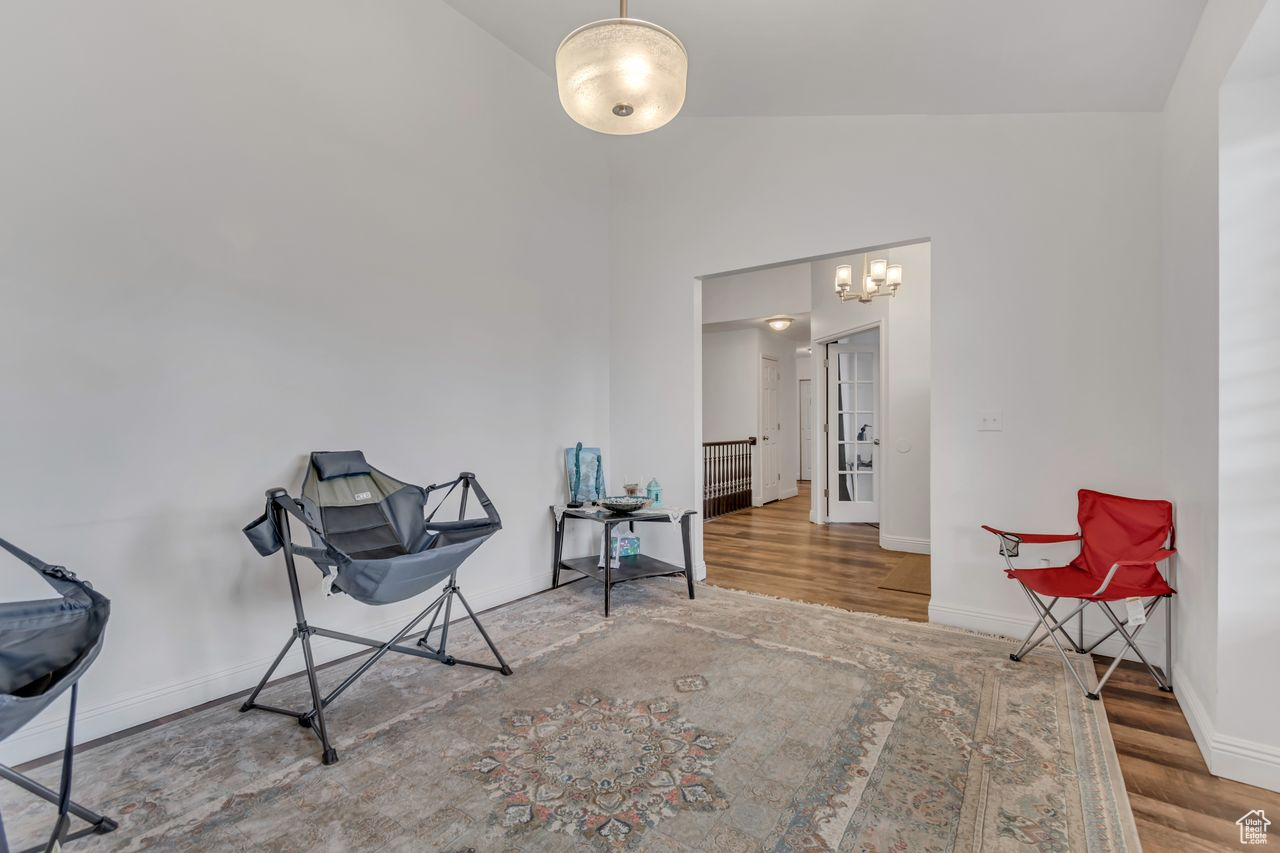 WHITE CITY - Residential