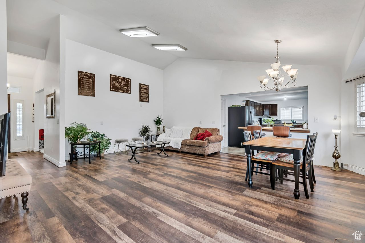 WHITE CITY - Residential