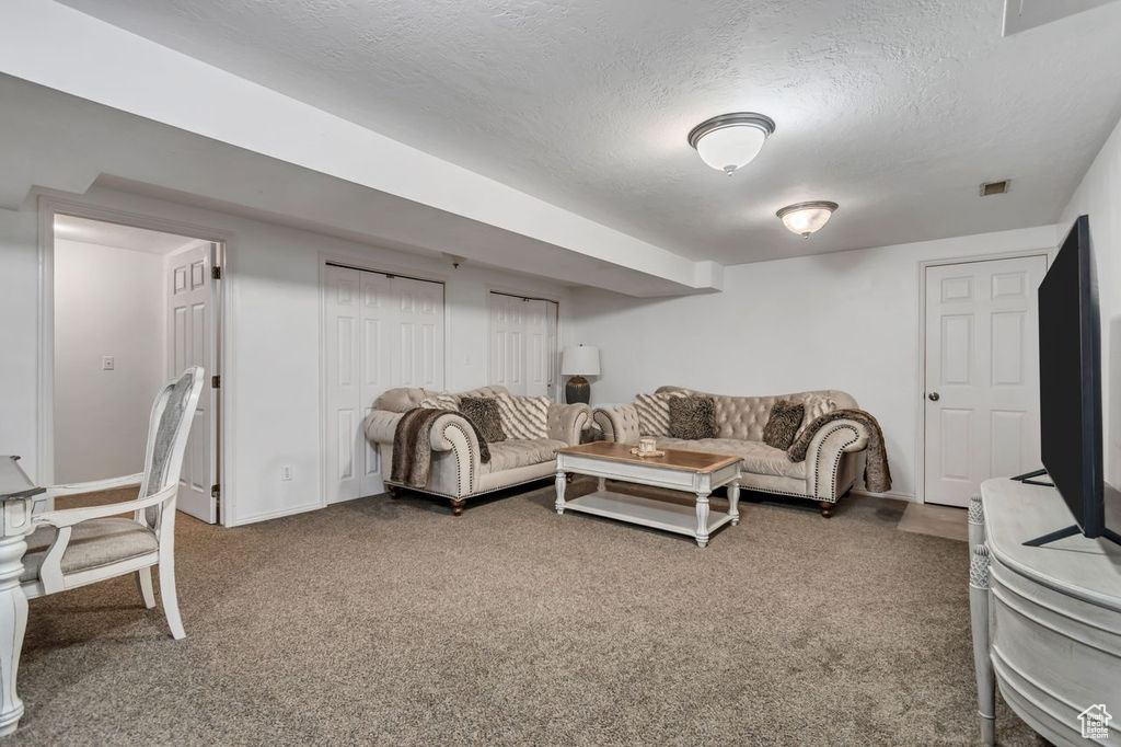 WHITE CITY - Residential