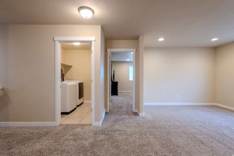 Tiny photo for 1107 W COYOTE GULCH WAY, Bluffdale, UT 84065 (MLS # 2133714)
