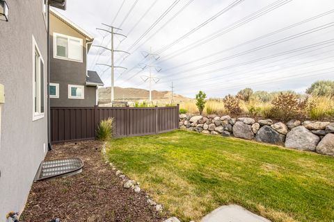 Tiny photo for 1107 W COYOTE GULCH WAY, Bluffdale, UT 84065 (MLS # 2133714)